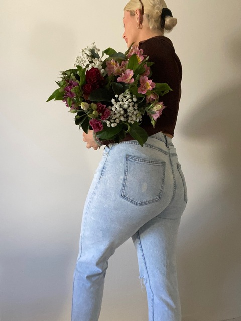 Onlyfans free caseyybree 

 picture 2