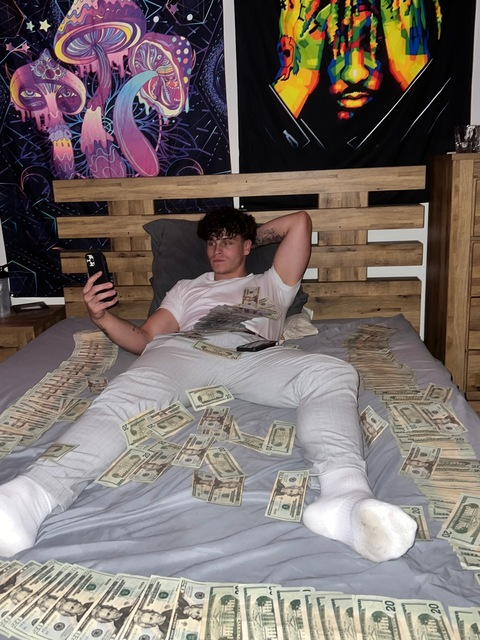 View cashalphaconnor (Alpha Connor) OnlyFans 49 Photos and 35 Videos leaks 

 picture 2