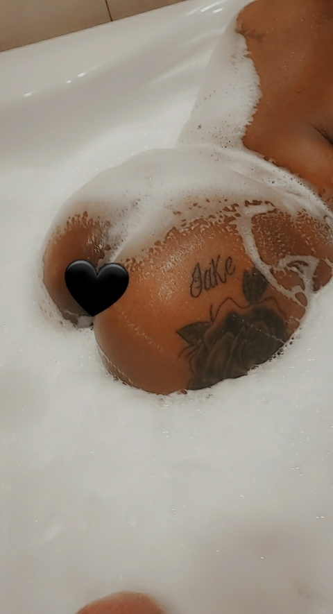 Get Free access to @cashdoll96xoo Leaked OnlyFans 

 picture 2