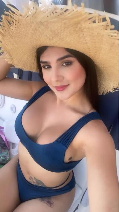 View Catalina Bell (catasweetlove) OnlyFans 13 Photos and 5 Videos gallery 

 picture 2