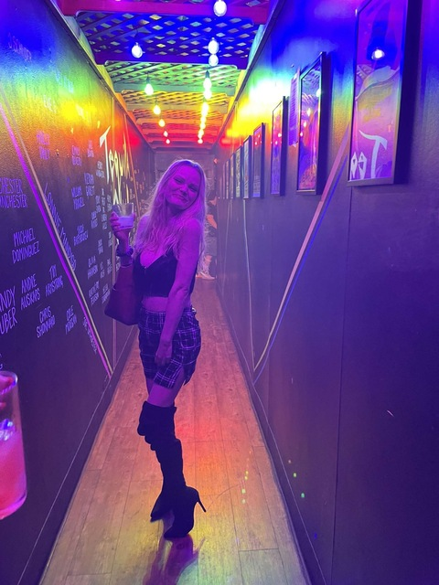 @catelinrose leak Onlyfans content for free 

 picture 2