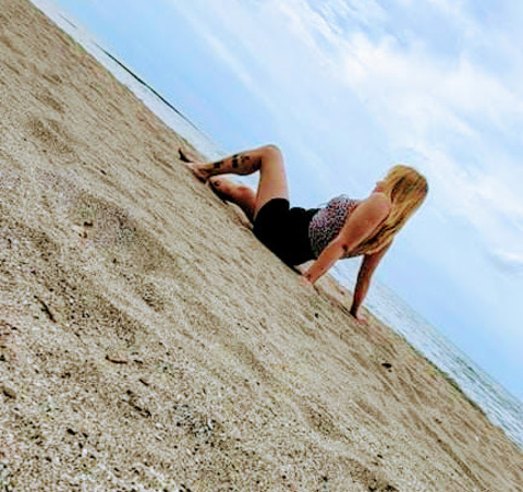 @catmoyer94 leaks Onlyfans videos free 

 picture 2