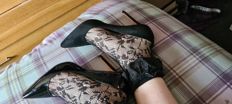 View cdlegsuk2006 OnlyFans content for free 

 picture 2