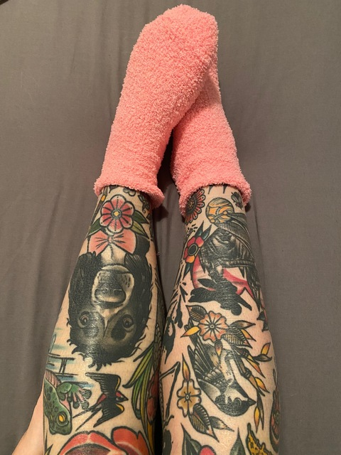 Onlyfans free cebtattooedfeet 

 picture 2