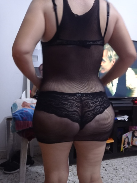 View Cecilia Hot (cecilia71100305) OnlyFans 903 Photos and 486 Videos for free 

 picture 2