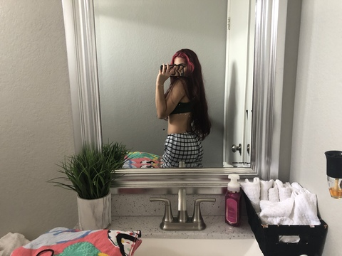 celesteeeamaya OnlyFans Leak (5 Photos and 0 Videos) 

 picture 2