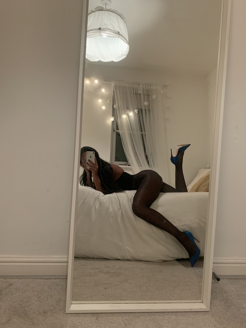 celinebambi OnlyFans Leak (17 Photos and 7 Videos) 

 picture 2