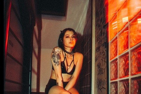 View cere4l_k1ller OnlyFans content for free 

 picture 2