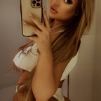 Onlyfans leak champagne_titties 

 picture 1
