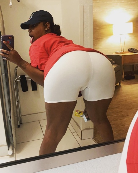 @chanelnashell leak Onlyfans videos free 

 picture 2