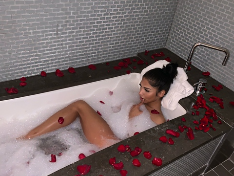 chantelgoode OnlyFans Leak (84 Photos and 24 Videos) 

 picture 2