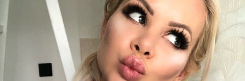 Onlyfans leaks charborley 

 picture 2