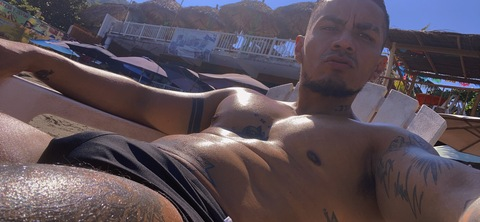 View charebersol (Charlie Ebersol) OnlyFans 3 Photos and 5 Videos for free 

 picture 2
