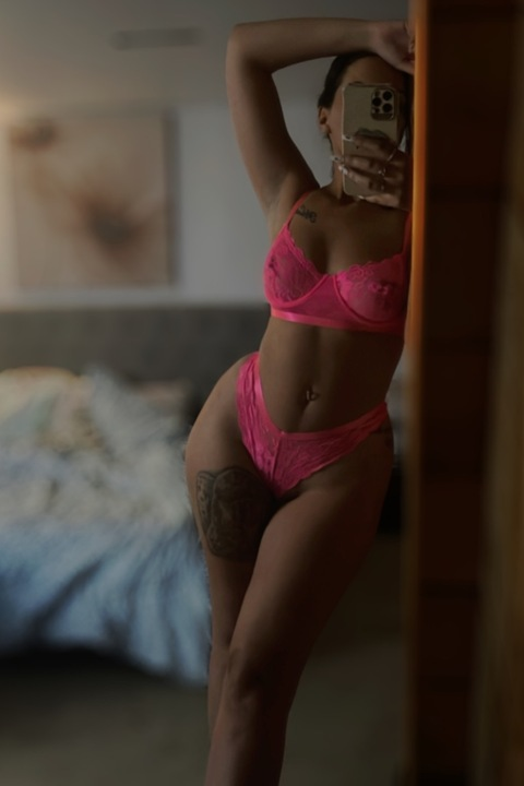 charleybaumelle (Charley Baumelle) OnlyFans Leaked Videos and Pictures 

 picture 2