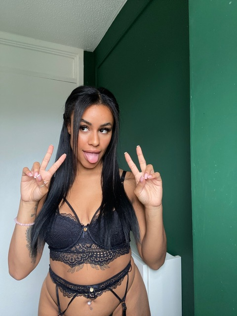 charliealexisx (💓Charlie💓) OnlyFans Leaks 

 picture 2