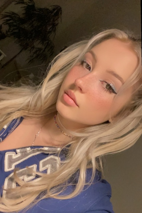 View tinuší (charliehoandilek) OnlyFans 0 Photos and 0 Videos leaks 

 picture 2