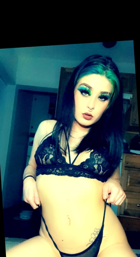 View Charmingchaos (charmingchaos) OnlyFans 1216 Photos and 333 Videos gallery 

 picture 2