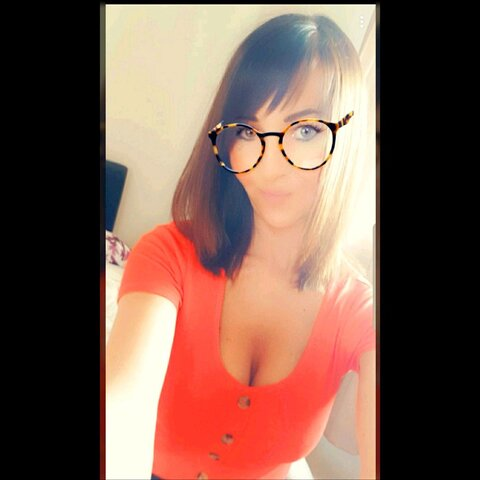 Download chellespage OnlyFans content free 

 picture 2