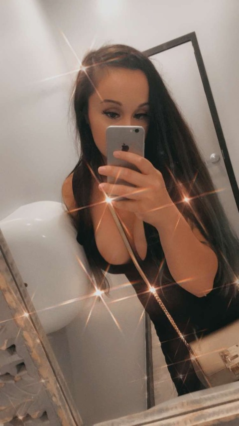 Download cherrylimeade OnlyFans content for free 

 picture 2