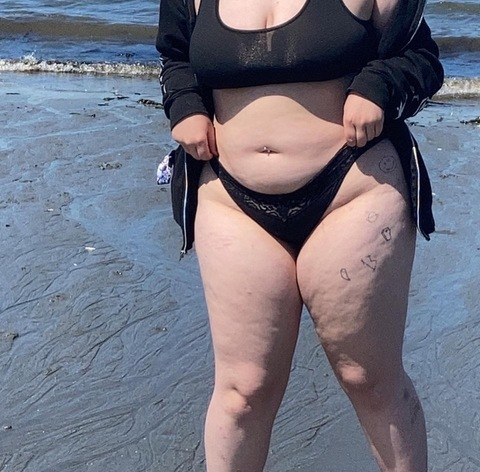 cheshire_kitty1 OnlyFans Leaked Photos and Videos 

 picture 2