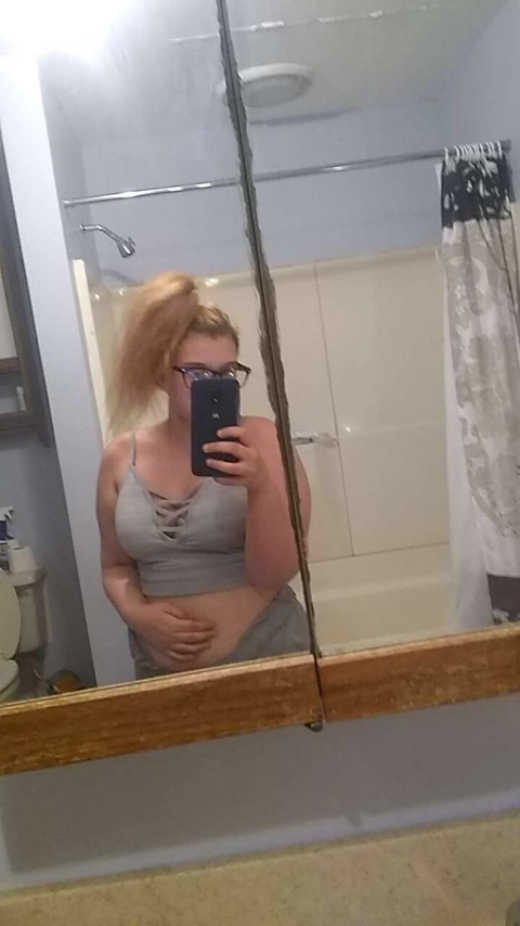 chessah2002 (Chessah Wollek) OnlyFans Leaked Pictures & Videos 

 picture 2