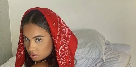 cheyanderson (Chey 🤍) free OnlyFans Leaked Videos and Pictures 

 picture 2