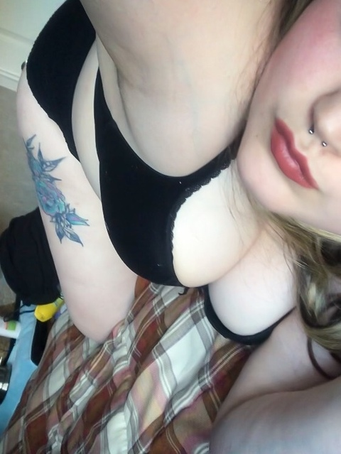 @cheybey leaked Onlyfans videos for free 

 picture 2