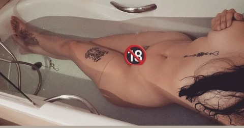Get Free access to @chicaguess Leaked OnlyFans 

 picture 2