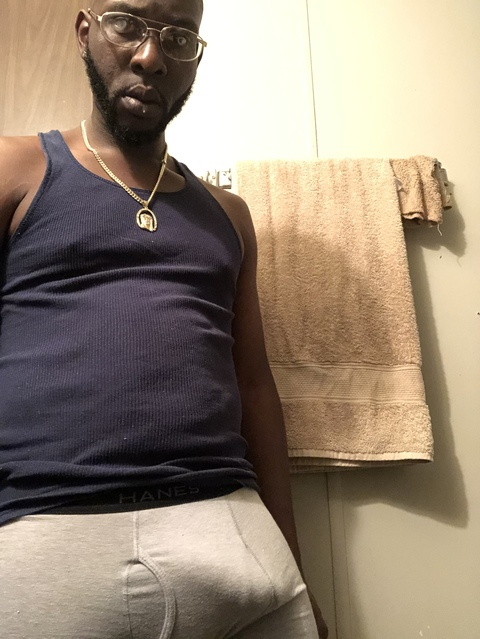chill35 (Chill) OnlyFans Leaked Pictures and Videos 

 picture 2