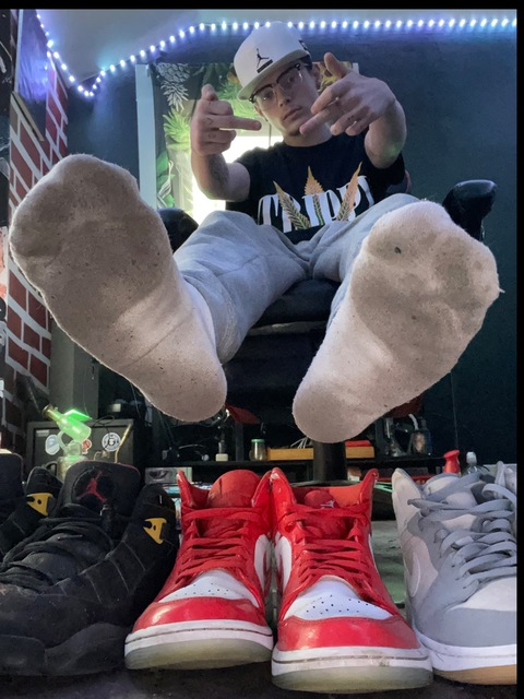 chill_alpha420 OnlyFans Leak (15 Photos and 5 Videos) 

 picture 2