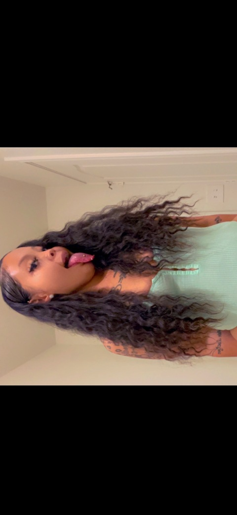 chinkyydee OnlyFans Leaks 

 picture 2