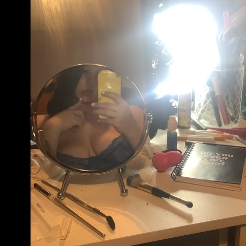 chloeeeofx (That Hotwife next door 🤫) OnlyFans content 

 picture 2