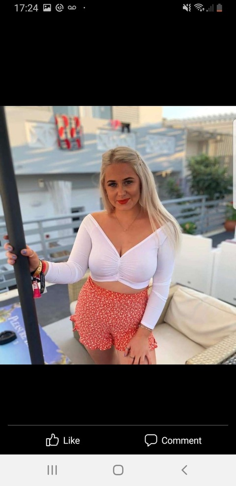 View chloefennell (Chloe Fennell) OnlyFans 0 Photos and 0 Videos leaked 

 picture 2