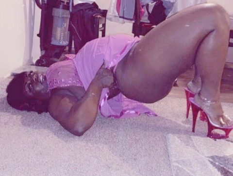 Download chocolatepresshah123 OnlyFans content for free 

 picture 2