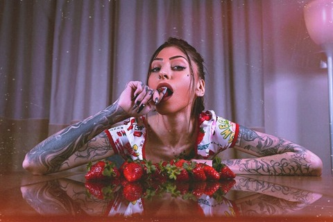 View cholitaink (NAUGHTY INKED BRATDOLL - petite altmodel) OnlyFans 145 Photos and 9 Videos for free 

 picture 2