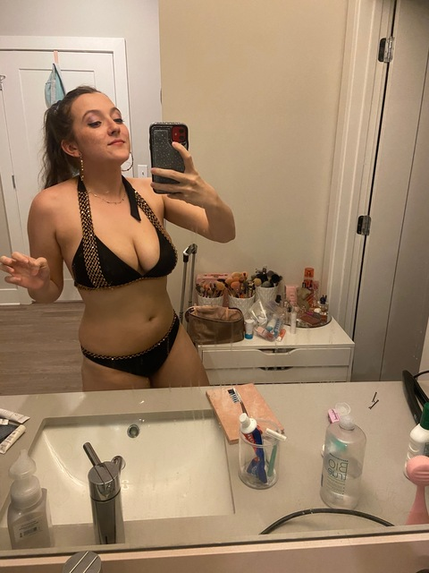 chris_with_an_a OnlyFans Leak (4 Photos and 0 Videos) 

 picture 2