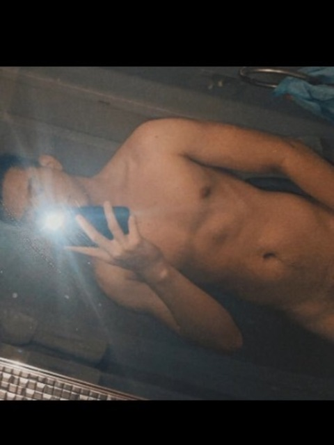 chriscd9824 (Chris CD) OnlyFans Leaked Pictures & Videos 

 picture 2