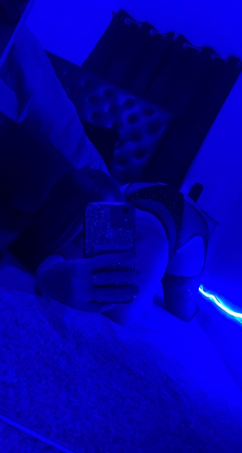 View christecarterxoxo OnlyFans content for free 

 picture 2