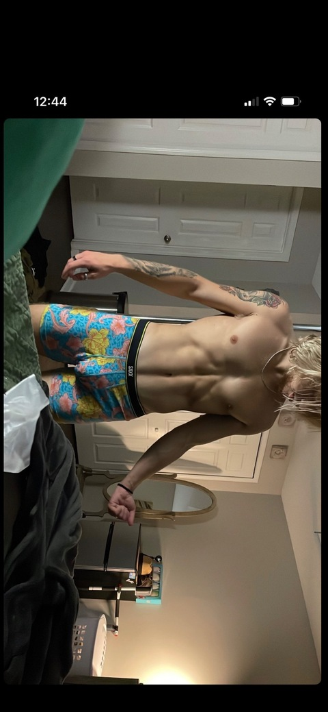 Onlyfans free christian_grey23 

 picture 2