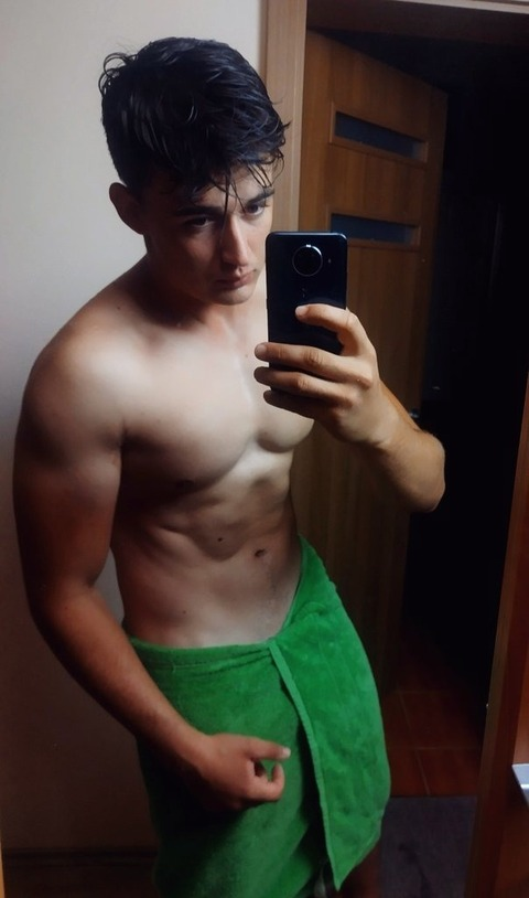 christianhowl OnlyFans Leaked Photos and Videos 

 picture 2