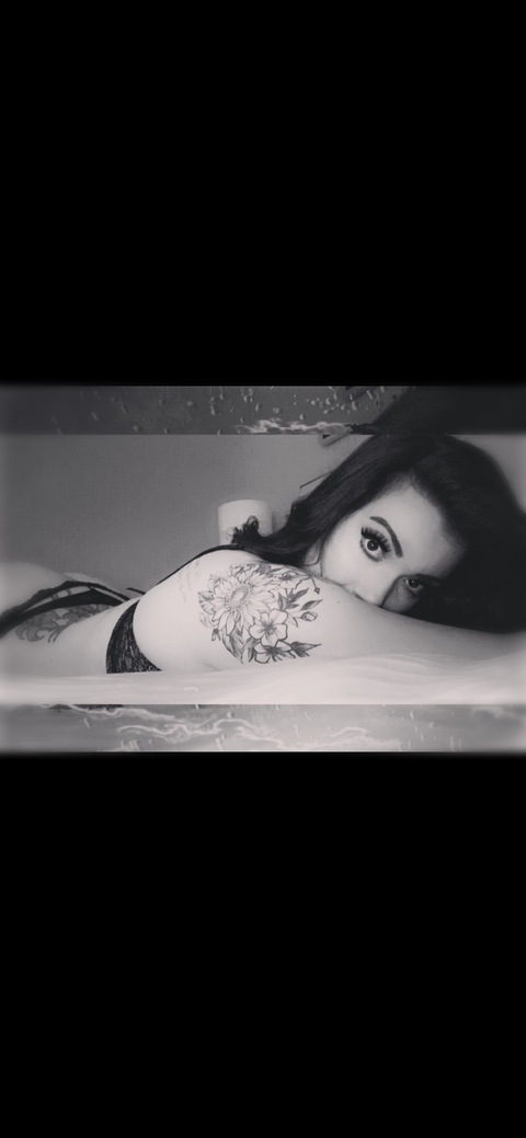 christicoe (Christi Coe) free OnlyFans content 

 picture 2