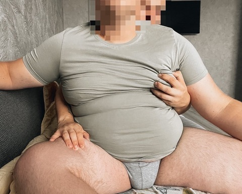 chubbyboy2022 (ChubbyAlex) OnlyFans content 

 picture 2