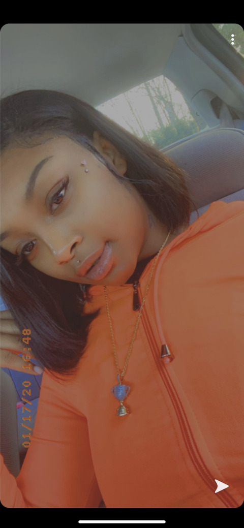 Onlyfans leak chynadivinneee 

 picture 2