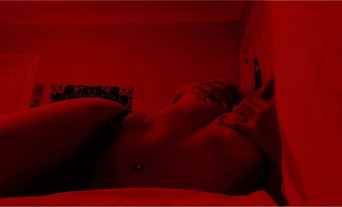 ciaracliffx OnlyFans Leak (6 Photos and 0 Videos) 

 picture 2