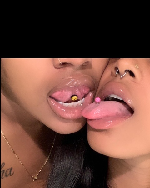 cieloandblu OnlyFans Leaked Photos and Videos 

 picture 2