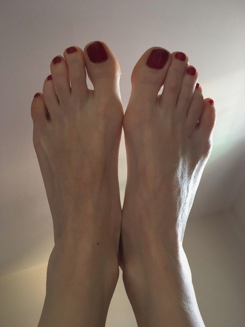Get Free access to @cinderellalittlefoot Leak OnlyFans 

 picture 2