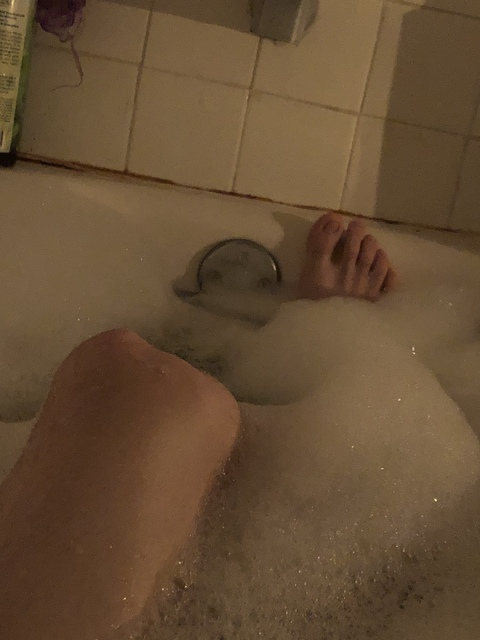 Download cinderellie13420 OnlyFans videos and photos free 

 picture 2