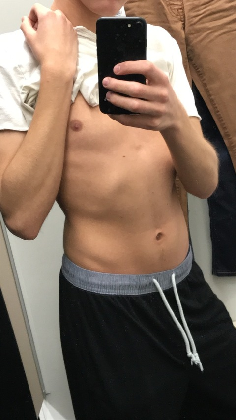 Onlyfans free content cinnamontwink 

 picture 2