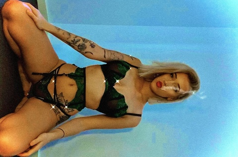 View clairebess OnlyFans content for free 

 picture 2