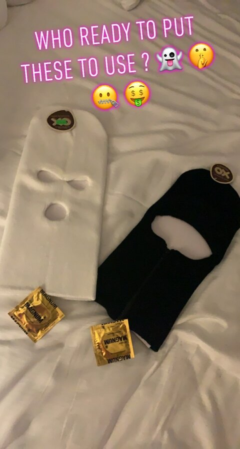 cocodareal OnlyFans Leaks 

 picture 2